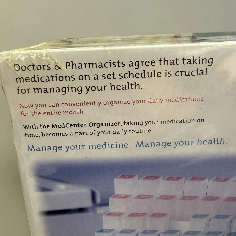 The MedCenter System 31 Day Vitamin Pill Monthly Organizer System Sealed
